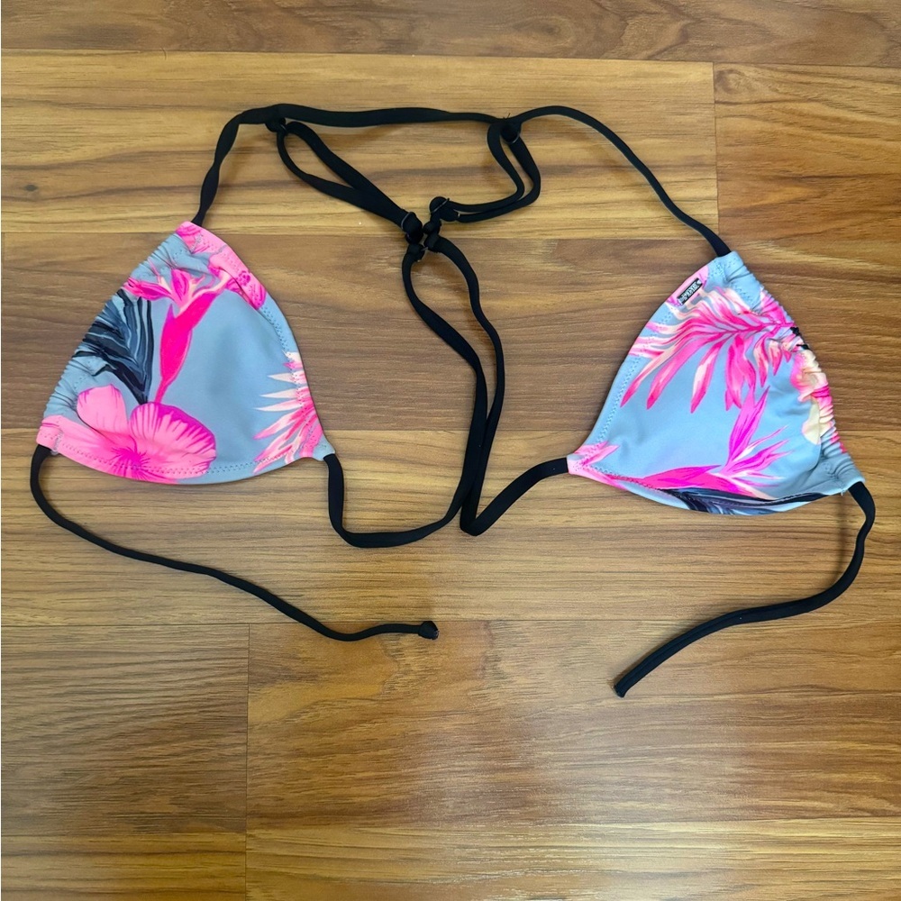 Victoria Secret- Pink Bikini Top (XS)